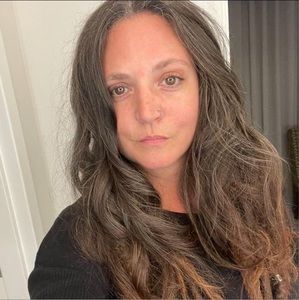 Meet your Posher, Liz